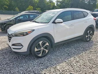 2016 Hyundai Tucson KM8J3CA20GU055382