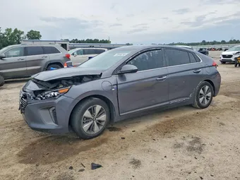 2018 Hyundai Ioniq KMHC75LD9JU104044