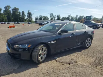 2017 Jaguar XE SAJAR4BG4HA976950