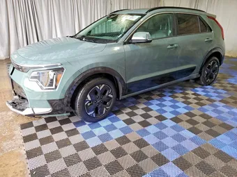 2024 Kia Niro KNDCR3L13R5114602