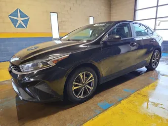 2023 Kia Forte 3KPF24AD1PE540536
