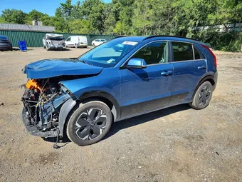 2024 Kia Niro KNDCR3L15R5111409