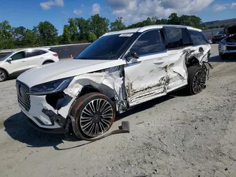 2025 Lincoln Aviator 5LM5J7XC0SGL04377