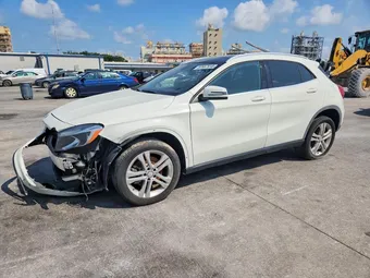 2017 Mercedes-Benz GLA-Class WDCTG4GB8HJ350211
