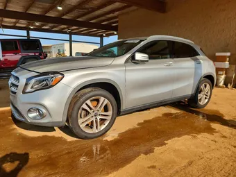 2019 Mercedes-Benz GLA-Class WDCTG4EBXKJ553210