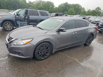 2017 Nissan Altima 1N4AL3AP8HC266052