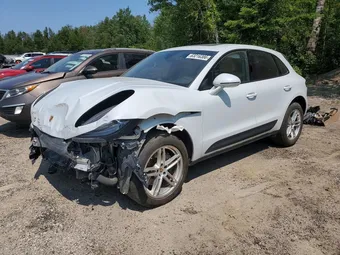 2022 Porsche Macan WP1AA2A53NLB05708