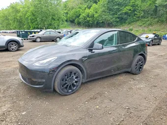 2024 Tesla Model Y 7SAYGDEE7RA243958 Lot 57931656