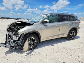 2016 Toyota Highlander 5TDJKRFHXGS505504
