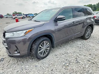 2017 Toyota Highlander 5TDJZRFH9HS397521