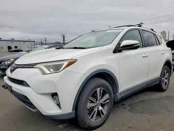 2018 Toyota RAV4 JTMWFREVXJJ725621 Lot 59116766