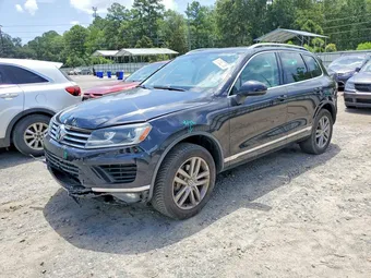 2015 Volkswagen Touareg WVGEP9BP8FD006853