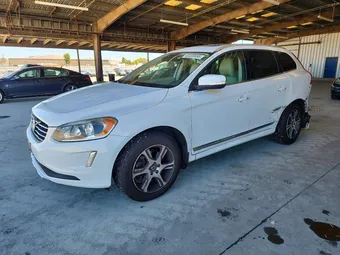 2015 Volvo XC60 YV4902RC6F2589307