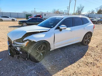 2019 Volvo XC60 LYV102DM8KB373130