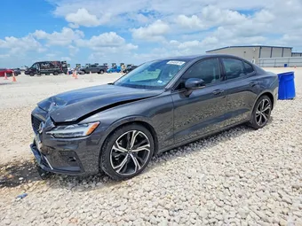2024 Volvo S60 7JRL12FL4RG308351