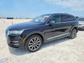 2017 Audi Q7 WA1LAAF75HD035524