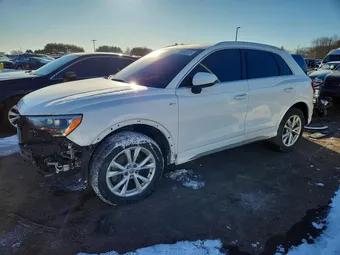 2021 Audi Q3 WA1DECF33M1003930
