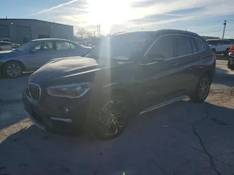 2017 BMW X1 WBXHT3C38H5F74495