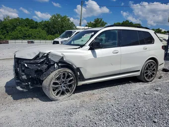 2026 BMW X7 5UX33EM03T9123317