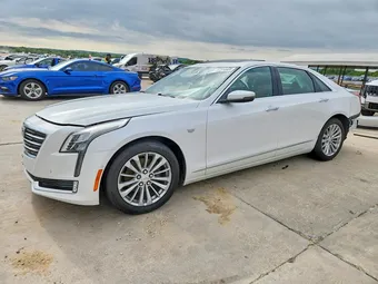 2018 Cadillac CT6 1G6KC5RX2JU151271