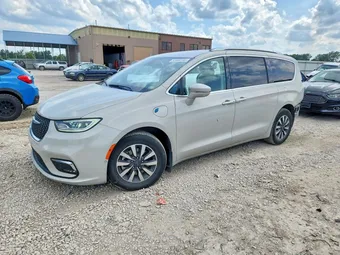 2021 Chrysler Pacifica Hybrid 2C4RC1L77MR517479