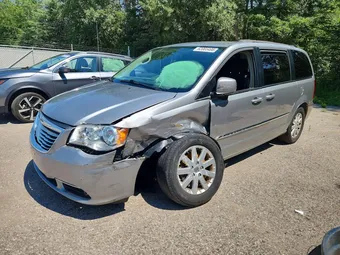 2016 Chrysler Town & Country 2C4RC1BG8GR101284