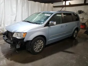 2016 Chrysler Town & Country 2C4RC1CG2GR240437