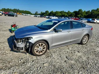 2020 Ford Fusion 3FA6P0HD9LR190386