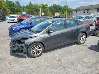 2016 Ford Focus 1FADP3F21GL318036