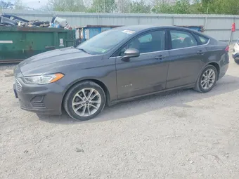 2019 Ford Fusion 3FA6P0LU1KR262686