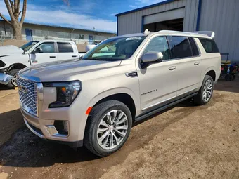 2021 GMC Yukon XL 1GKS2JKL8MR303923