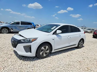 2018 Hyundai Ioniq KMHC75LC8JU065017