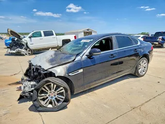 2016 Jaguar XF SAJBJ4BV4GCY17861