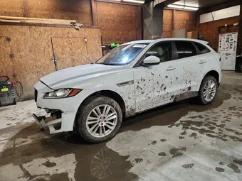 2018 Jaguar F-PACE SADCJ2GX3JA238188