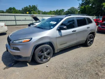 2017 Jeep Cherokee 1C4PJLAB4HW558942