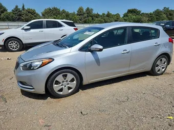 2016 Kia FORTE5 KNAFK5A84G5524414