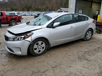 2018 Kia Forte 3KPFL4A70JE212281