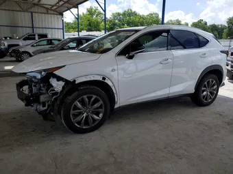 2018 Lexus NX 300 JTJYARBZ1J2091329