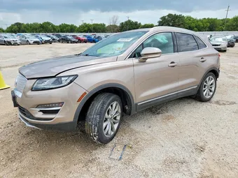 2019 Lincoln MKC 5LMCJ2C94KUL21320