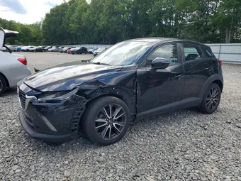 2018 Mazda CX-3 JM1DKDC73J0326100