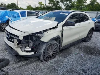 2018 Mercedes-Benz GLA-Class WDCTG4GB9JJ382655