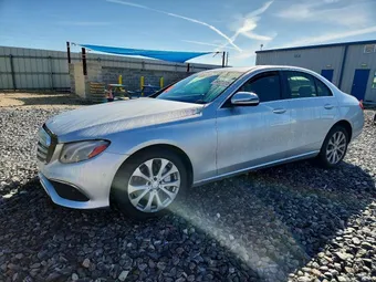 2017 Mercedes-Benz E-Class WDDZF4JB8HA102333