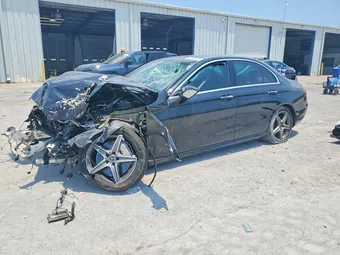 2017 Mercedes-Benz E-Class WDDZF4KB2HA241601