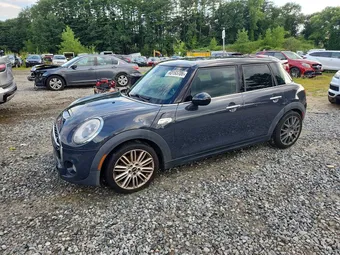 2015 Mini Hardtop WMWXU3C59F2B57552