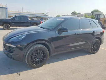 2016 Porsche Cayenne WP1AA2A2XGLA04092