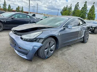 2018 Tesla Model 3 5YJ3E1EA9JF019042