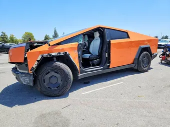2025 Tesla Cybertruck 7G2CEGEC2SA080538