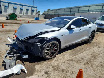 2015 Tesla Model S 5YJSA1H26FFP70487