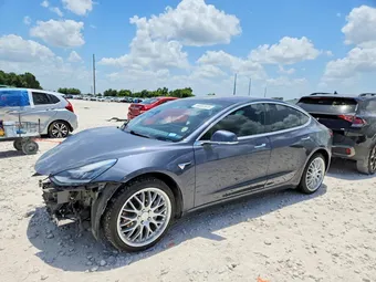 2019 Tesla Model 3 5YJ3E1EA7KF300774