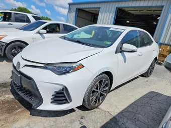 2017 Toyota Corolla 2T1BURHE4HC795072
